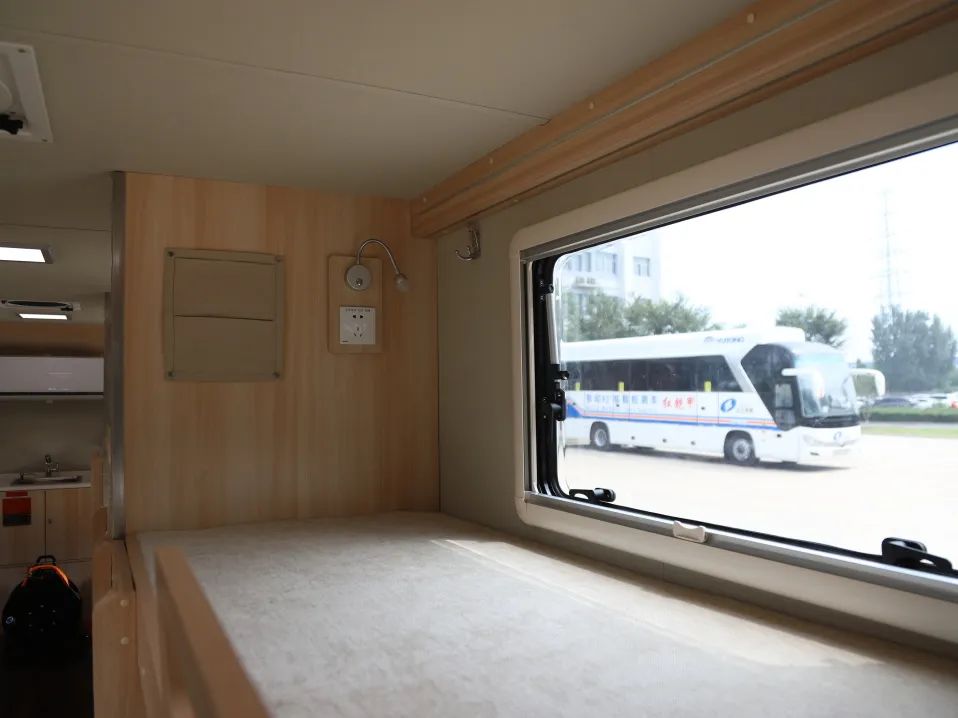 宇通专用车亮相全球公共安全合作论坛（连云港），为全球普遍安全建设贡献力量