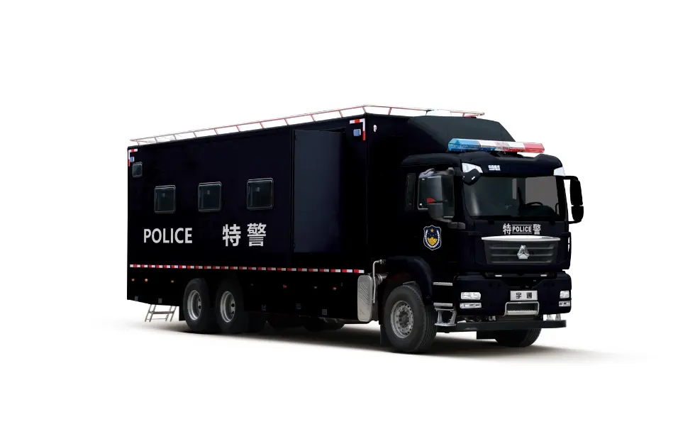 12米货改宿营车